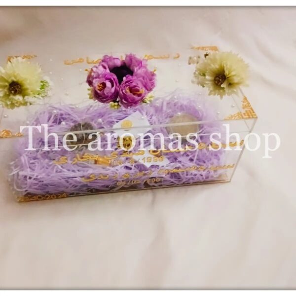 Acrylic gift box with lavender decoration - Image 2